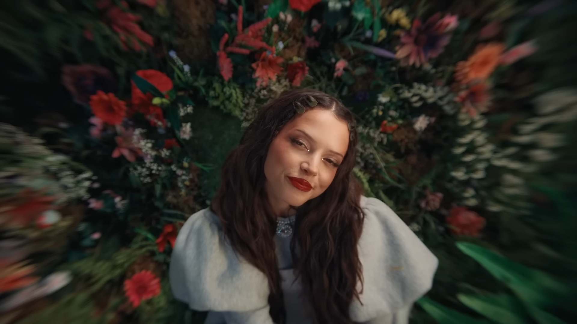Nina Chuba - Musicvideo